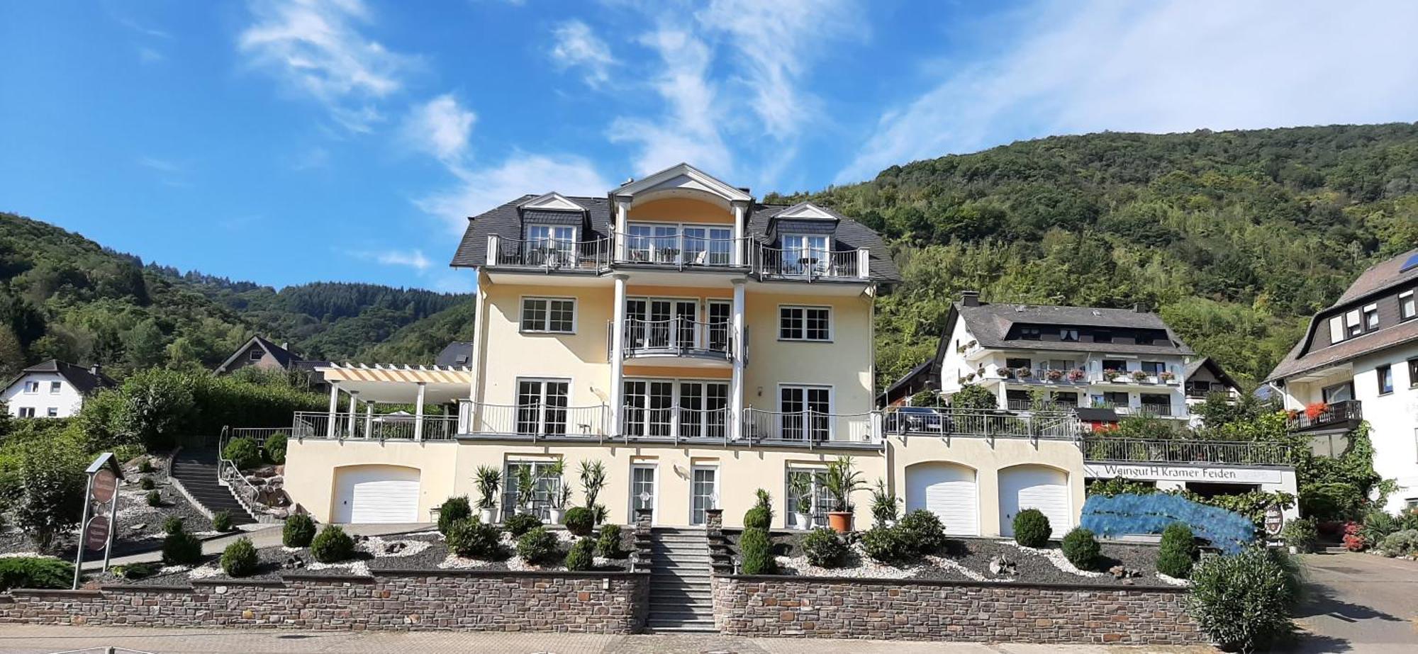 Residenz Moselstausee Санкт-Альдегунд Экстерьер фото