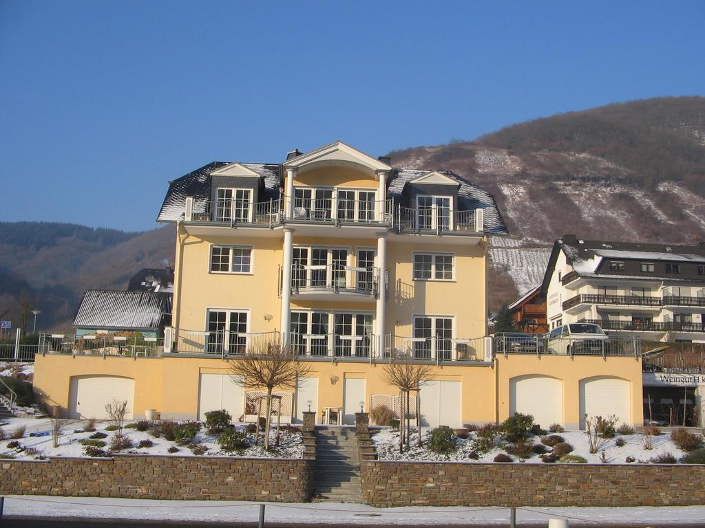 Residenz Moselstausee Санкт-Альдегунд Экстерьер фото
